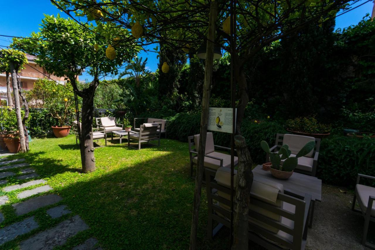 Hotel Forum Pompeii Eksteriør bilde